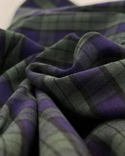 Het Lichtgewicht, Zachte Jett Shirt